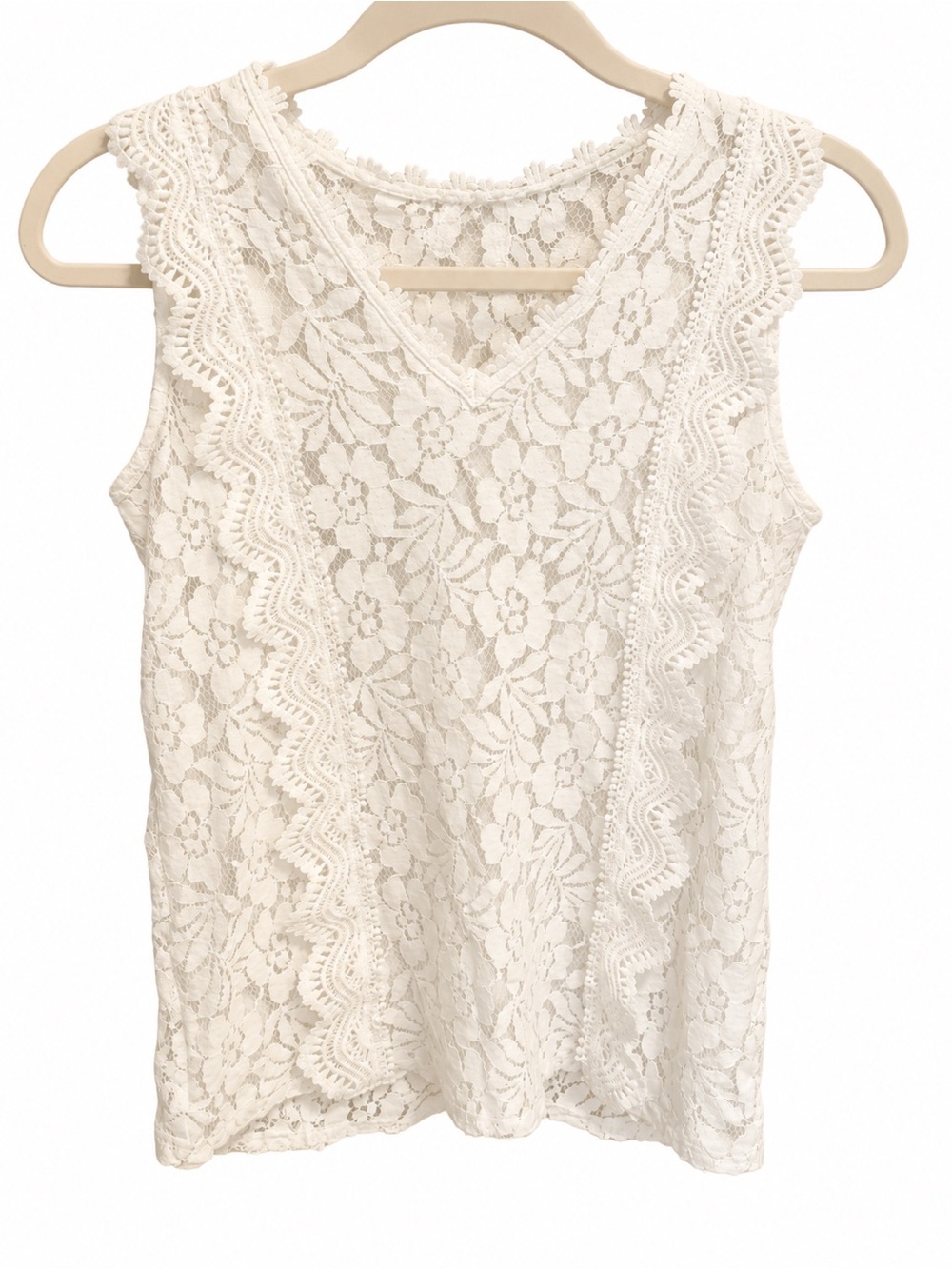 Floral Lace Sleeveless Blouse in White lined in front only - Picture 5 of 6